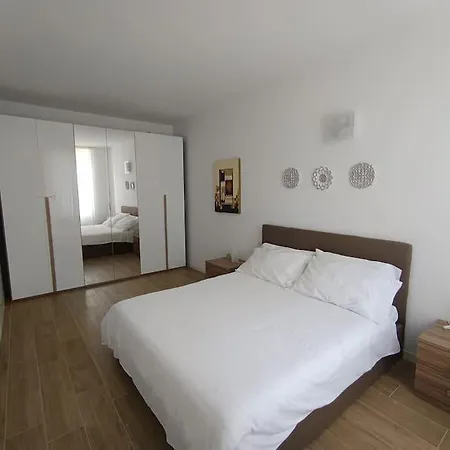 La Casa Di Alice In Centro Бергамо