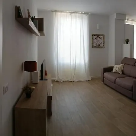 度假居 La Casa Di Alice In Centro *